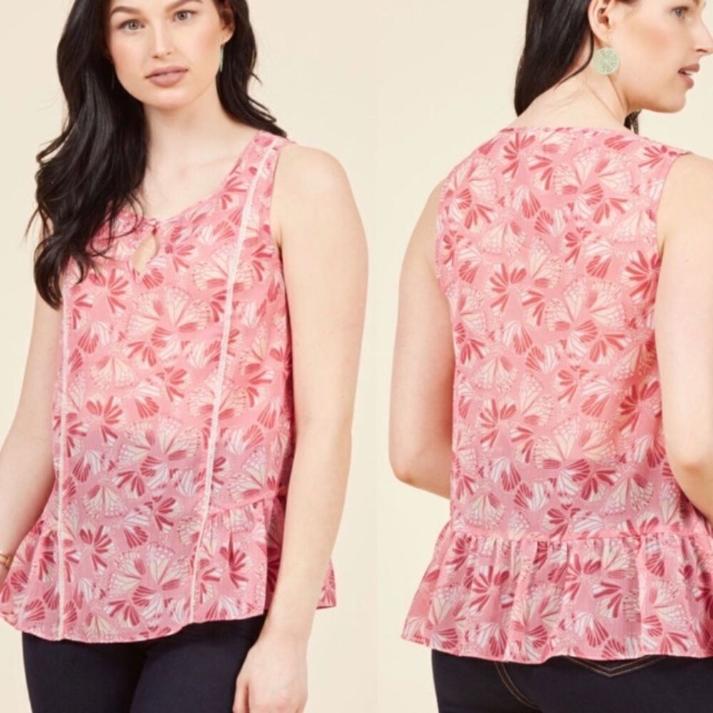 ModCloth M floral sheer sleeveless blouse